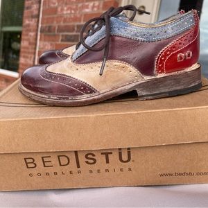 Women 6.5
Worn twice
BedStu LITA
1 in leather stacked heel
Goodyear welt outsole